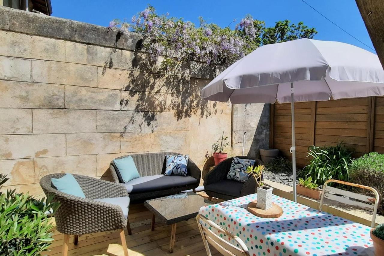 Furnished Apartment Near Palais De La Justice With 2 Bedrooms & A Garden بوردو المظهر الخارجي الصورة